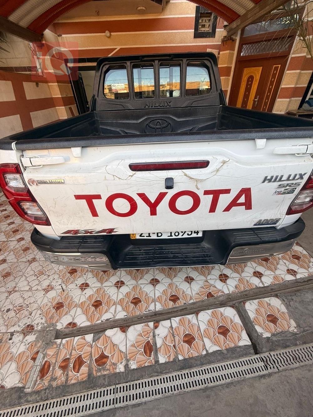 Toyota Hilux